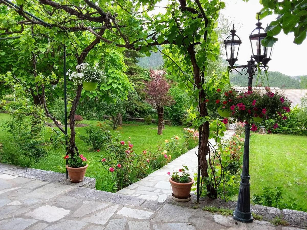 Le Clos Du Verger La Motte-du-Caire Bagian luar foto